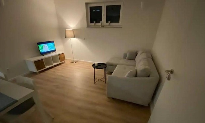Dreikirchen Apartment | Ferienwohnung Westerwald-domizil - 2-bett Fewo, Dusche, WC, Plus Schlafsofa