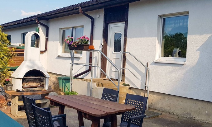 Freest Apartment | Ferienwohnung Wiesenblick - Ferienanlage Kieferneck