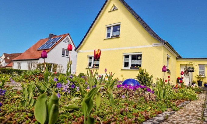 Ribnitz Apartment | Ferienwohnung Zum Seepferdchen