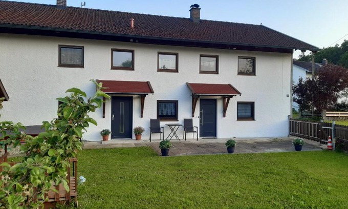 Tacherting Apartment | Ferienwohnung Zenta