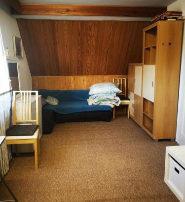 Darmstadt-Eberstadt House | Ferienwohnung Zimmer