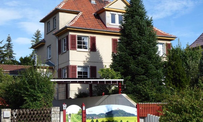 Arnstadt Apartment | Ferienwohnung zum Riesenlöffel