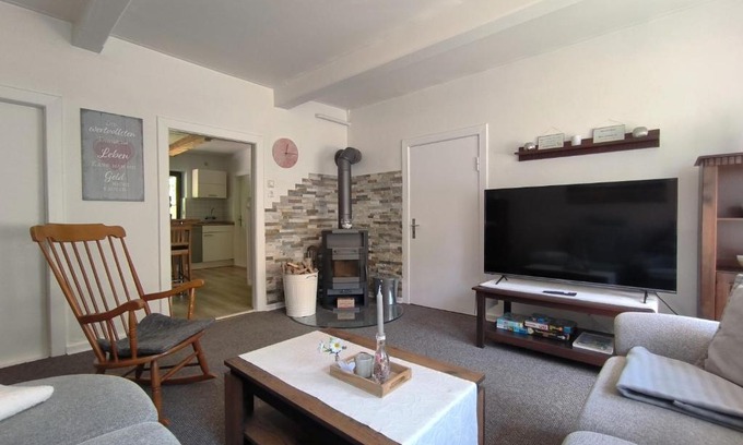 Dorpstedt Apartment | Ferienwohnung zwischen den Meeren - schöne und gemütliche FeWo mit Garten