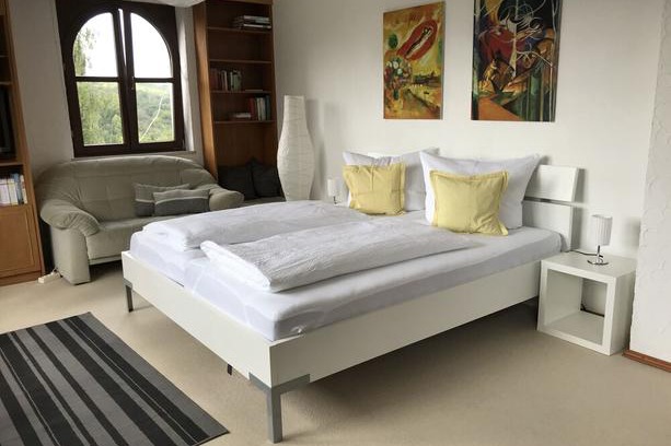 Mainberg Apartment | Ferienwohnungen Am Forsthaus