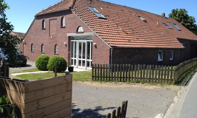 Stedesdorf Apartment | Ferienwohnungen Am Mühlenhügel