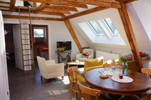 Polch Apartment | Ferienwohnungen Bauernschmause