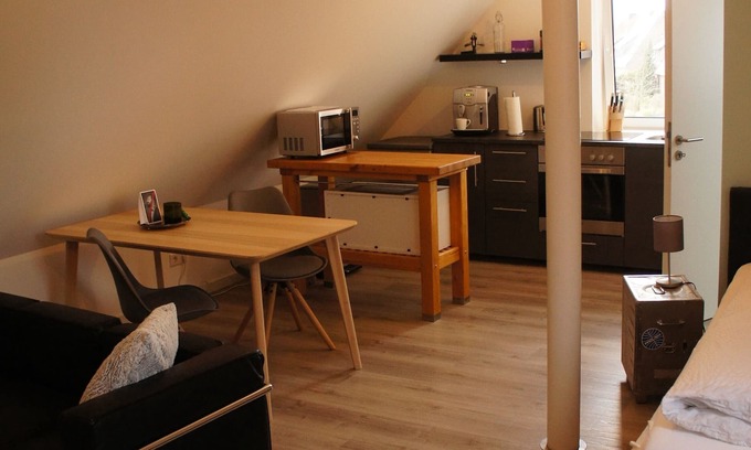 Ascheberg Apartment | Ferienwohnungen Bisping 33, Dachstudio "orpheus"