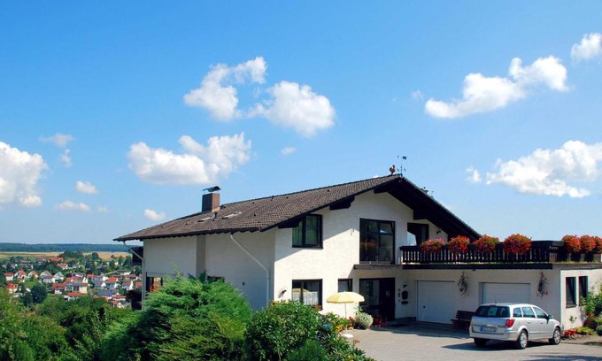 Bad Konig Apartment | Ferienwohnungen Haus Fernblick