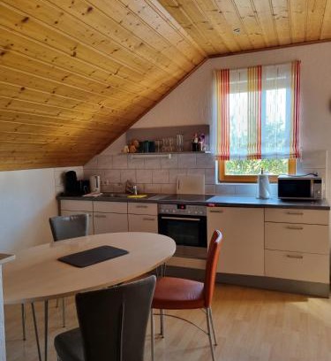 Minfeld Apartment | Ferienwohnungen Hock