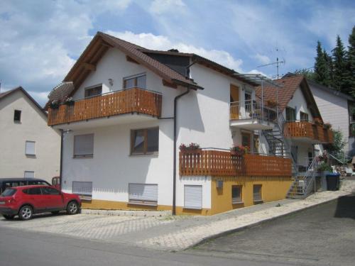 Glems Apartment | Ferienwohnungen Hubertus