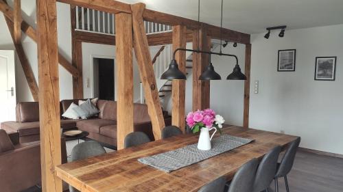 Karlsburg Apartment | Ferienwohnungen in ausgebauter Scheune mit Ostseenähe