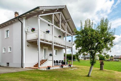 Arnstorf Apartment | Ferienwohnungen Mayerhofer