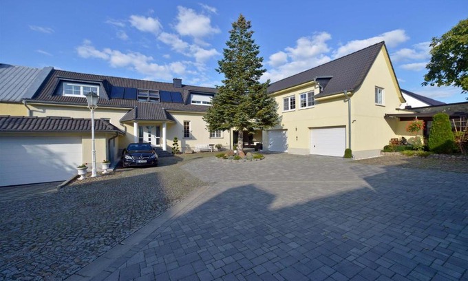 Teltow Apartment | Ferienwohnungen Schön