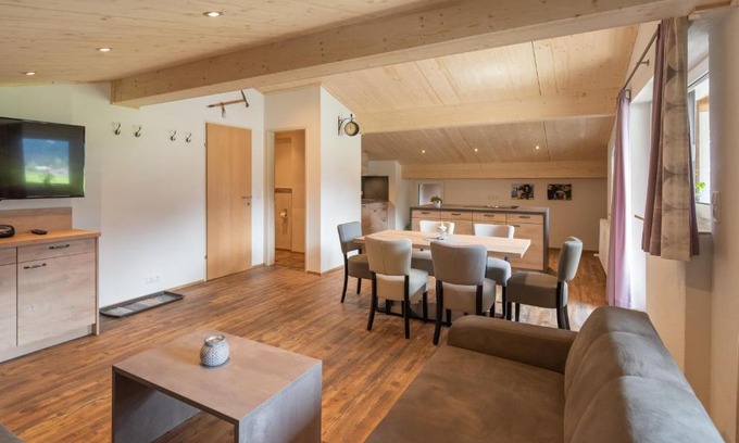 Elbigenalp Apartment | Ferienwohnungen stiLECHt