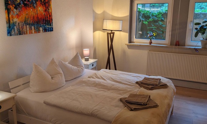 Neupetershain Nord Apartment | Ferienzimmer 2 - Familyandbike