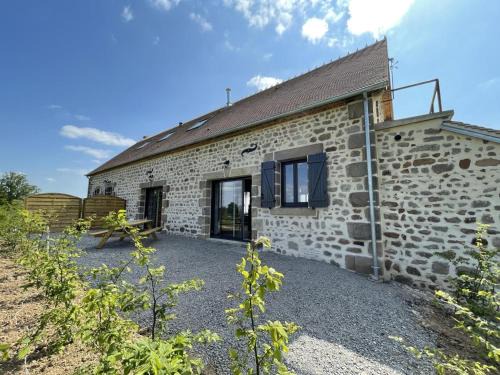 Ygrande House | Ferme rénovée 18ème siècle - Confort moderne et charme ancien - FR-1-489-433