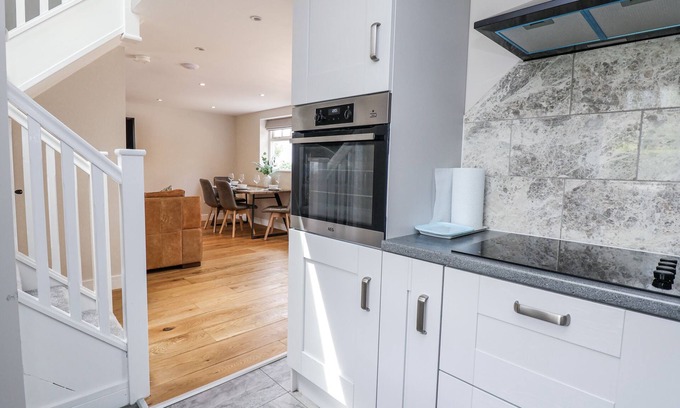 Tunstall Cottage | Fern Cottage