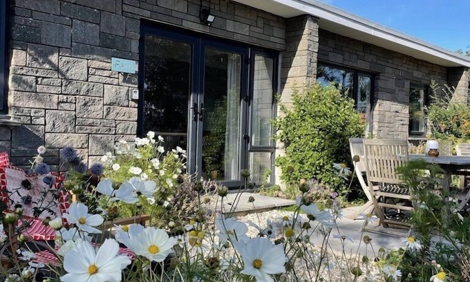 Lynton House | Fern Cottage, Moor and Sea, stunning views over Exmoor