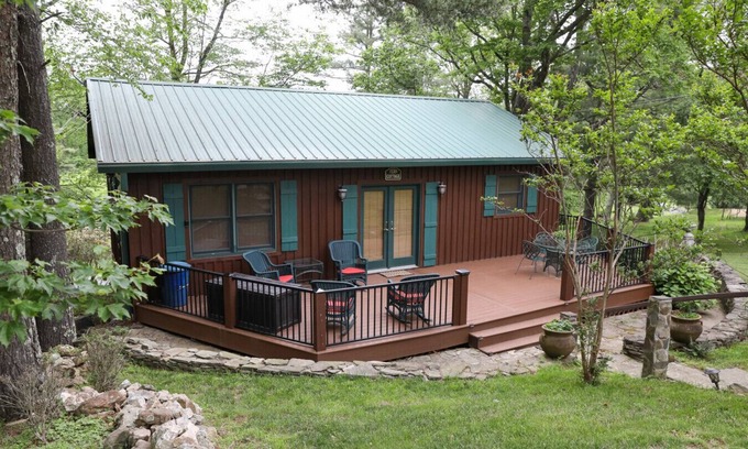 Dan River Cottage | Fern Cottage - where elegance meets the mountain, by Buffalo Mountain Getaway