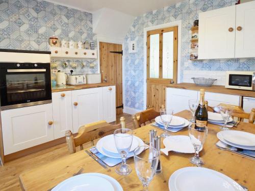 Hinderwell House | Ferndene Cottage