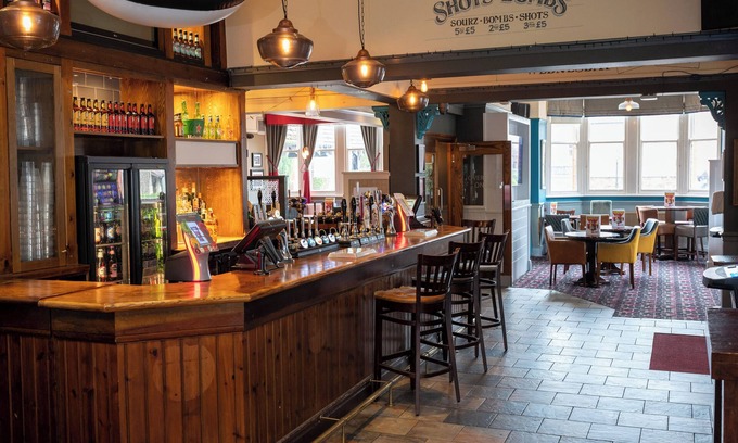 Blackburn Hotel | Fernhurst Lodge by Greene King Inns