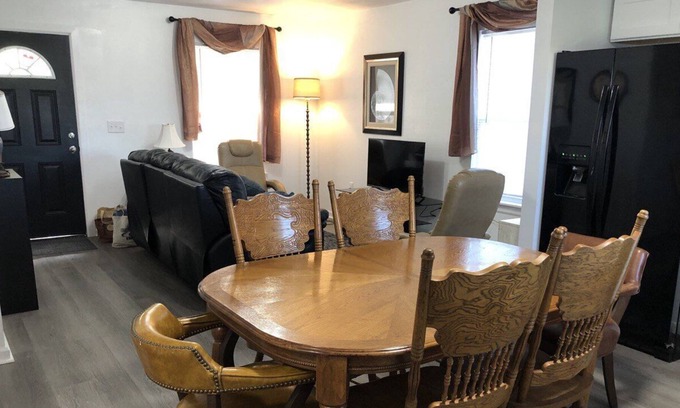 Atmore House | Fern’s Country Haven