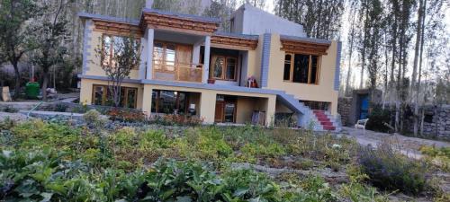 Hunder House | Feroz homestay
