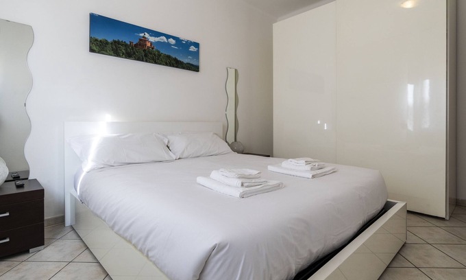 Bologna Fiere District Apartment | Ferrarese 160/2 - One Bedroom Apartment, Sleeps 2