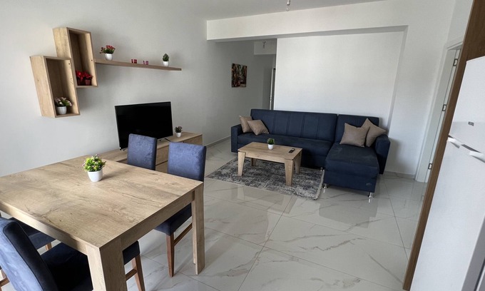 North Nicosia Apartment | Feslikan 13- Cozy, Netflix Included, Central