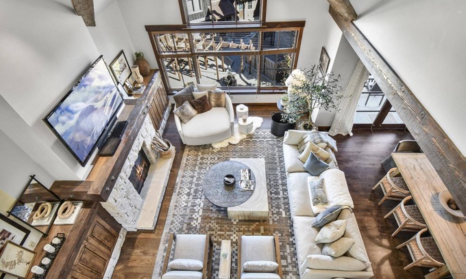 North Park City Condo | Festive Dates Available! Irresistible Penthouse, Silver Star #3301, with Mountain Views