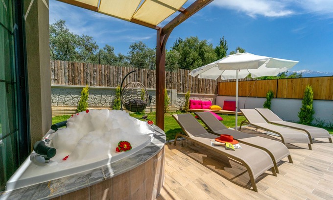 Seydikemer Villa | FETHİYE SEYDİKEMERDE 2+1 JAKUZİLİ, ÖZEL HAVUZ VE BAHÇELİ VİLLA