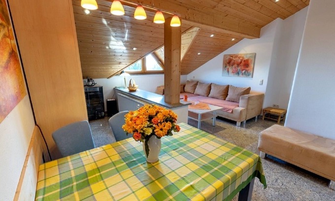Nammering Apartment | FeWo 1 | 4-Sterne FeWo mit 100qm für bis zu 9 Personen