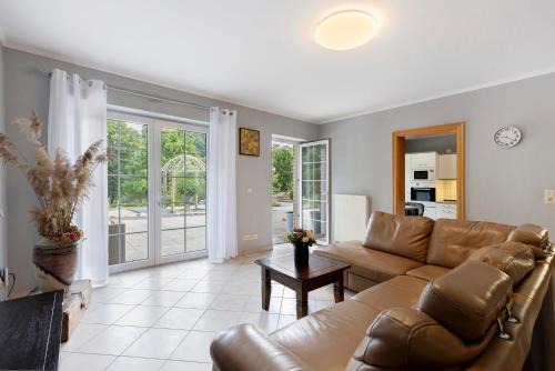 Groß Lindow Apartment | Fewo am Wasser 2