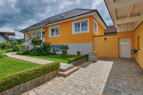 Strullendorf Apartment | FEWO Geisbergblick