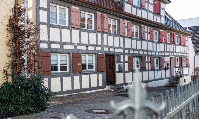 Bad Buchau Condo | FEWO in a historic half-timbered house, 10 minutes' walk from the relaxing Federsee lake