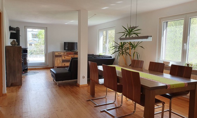 Newel Apartment | Fewo mit gr. Dachterrasse Nähe Trier, Eifel, Luxemburg und Moseltal