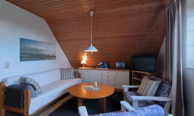 Kronsgaard Apartment | FeWo oben - Holiday apartments near the Baltic Sea