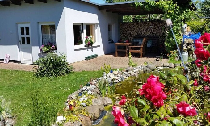 Klein Bollhagen Apartment | Fewo und Bungalow Fritz Reuter Bad Doberan - Bungalow in the garden (25m², max 2 persons)