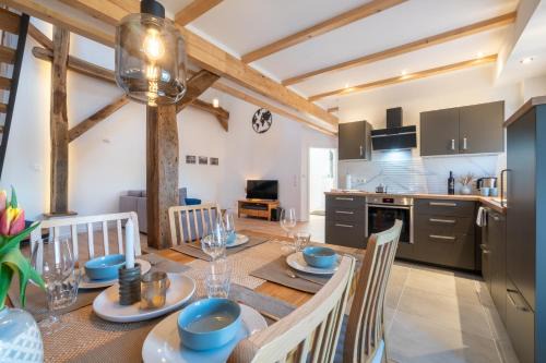 Apen Apartment | FeWo zum kleinen Vogel, Sauna, Landidylle