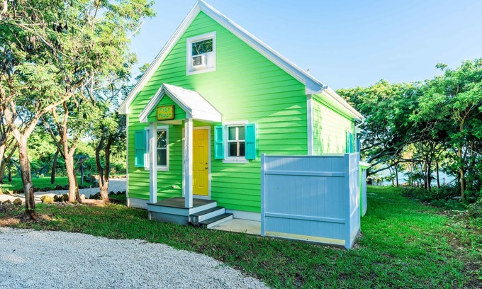 Spanish Wells House | Fish Fever, Russell Island Bahamas