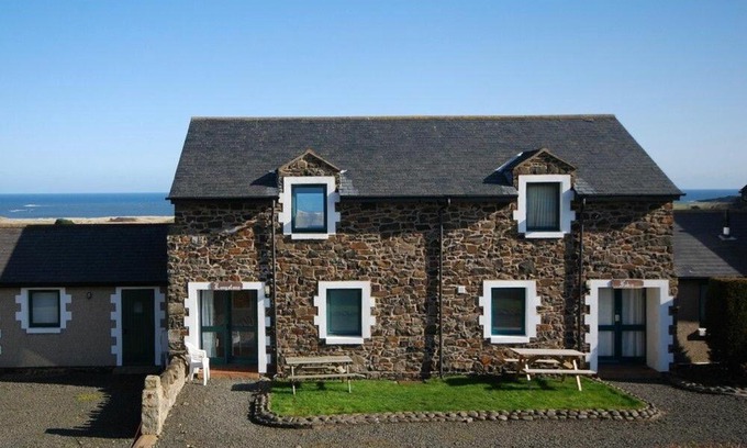 Embleton House | Fidra