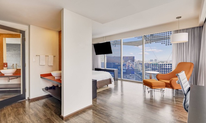 Escandon Hotel | Fiesta Inn Insurgentes Viaducto