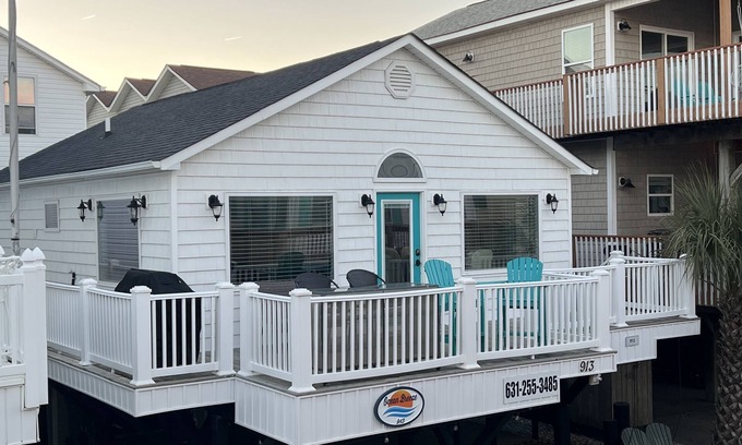 Myrtle Beach House | Fifth House From The Beach- 2 bdrm-2 bath-Sleeps 8 "Ocean Breeze 913"