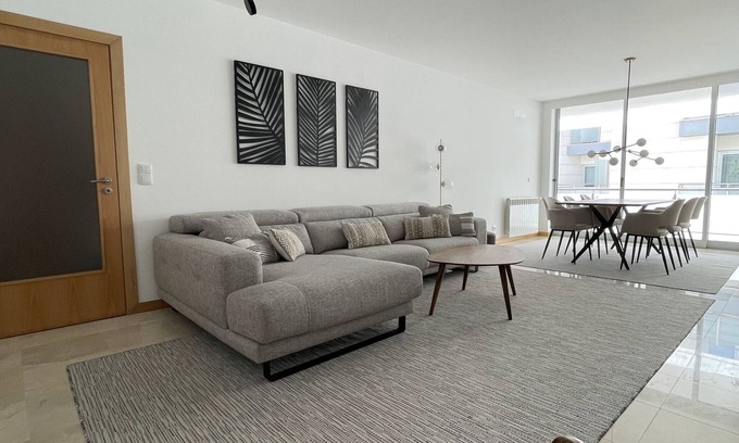 Figueira da Foz Apartment | Figueira Centro Apartment by Rent4All