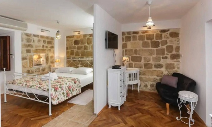 Dubrovnik Old Town Apartment | Figura suites 2 Studio in the Old town with terrace