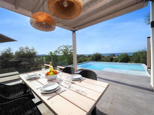 Roda Villa | Filio by Vintage Travel