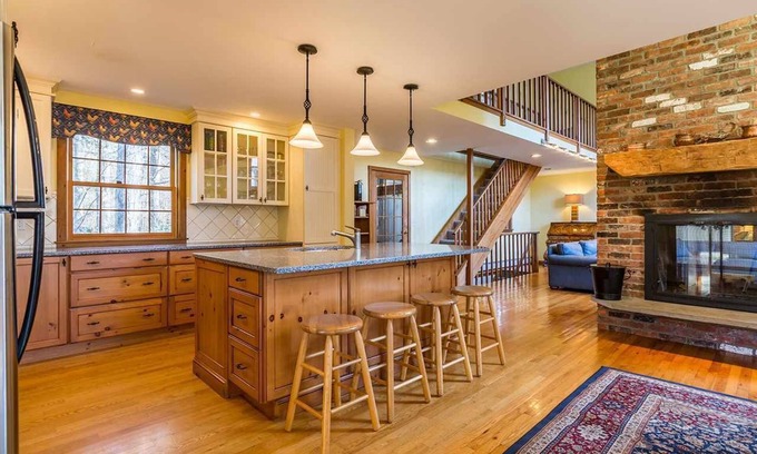 Manchester Center House | Finbars Forest Retreat