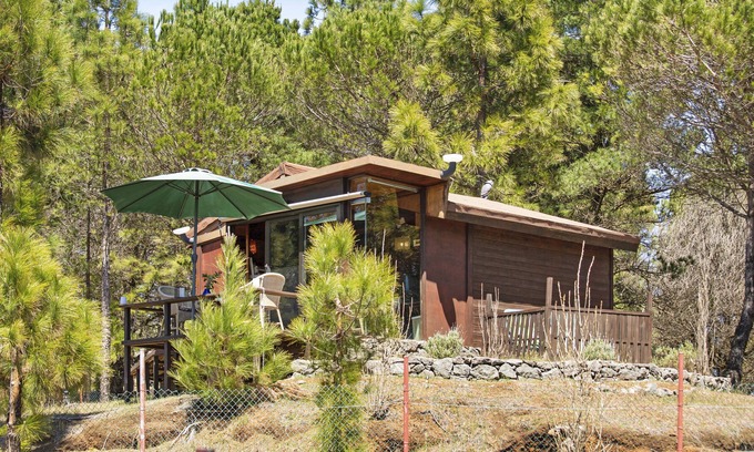 La Solana Villa | Finca 'Cabaña El Nublo' with sea view, garden and Wi-Fi