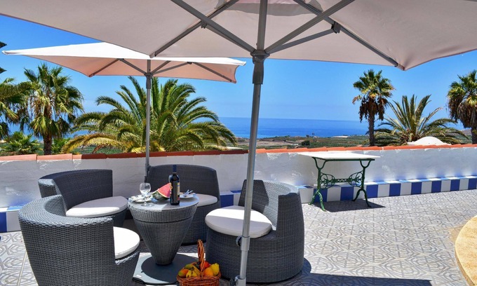 Guia de Isora House | Finca for 22 persons in Alcala