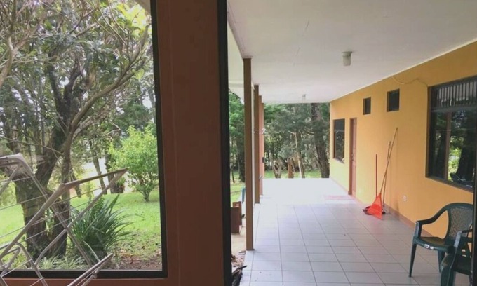 Sector Central House | Finca La Fe: Spacious Cloud Forest Retreat